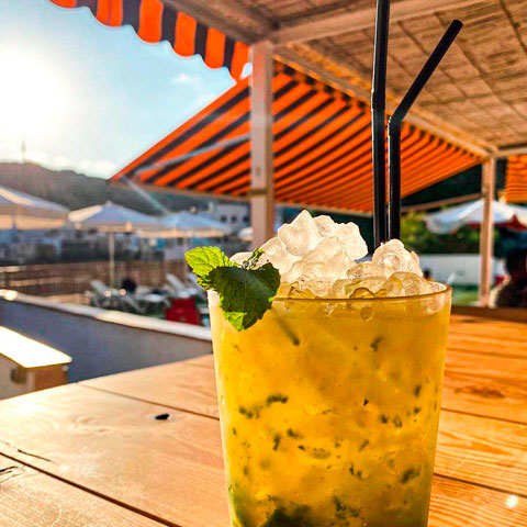 Bar Piscina Maresme