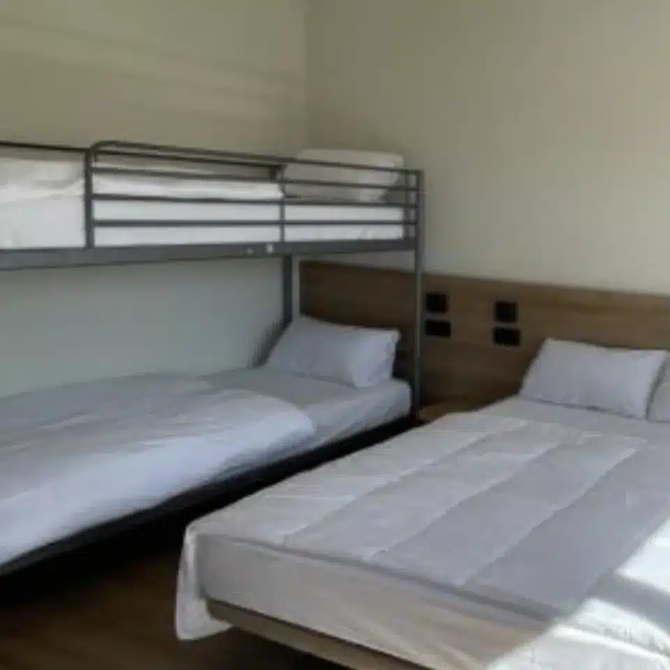 Avisar des del principi que sou un grup en un hotel