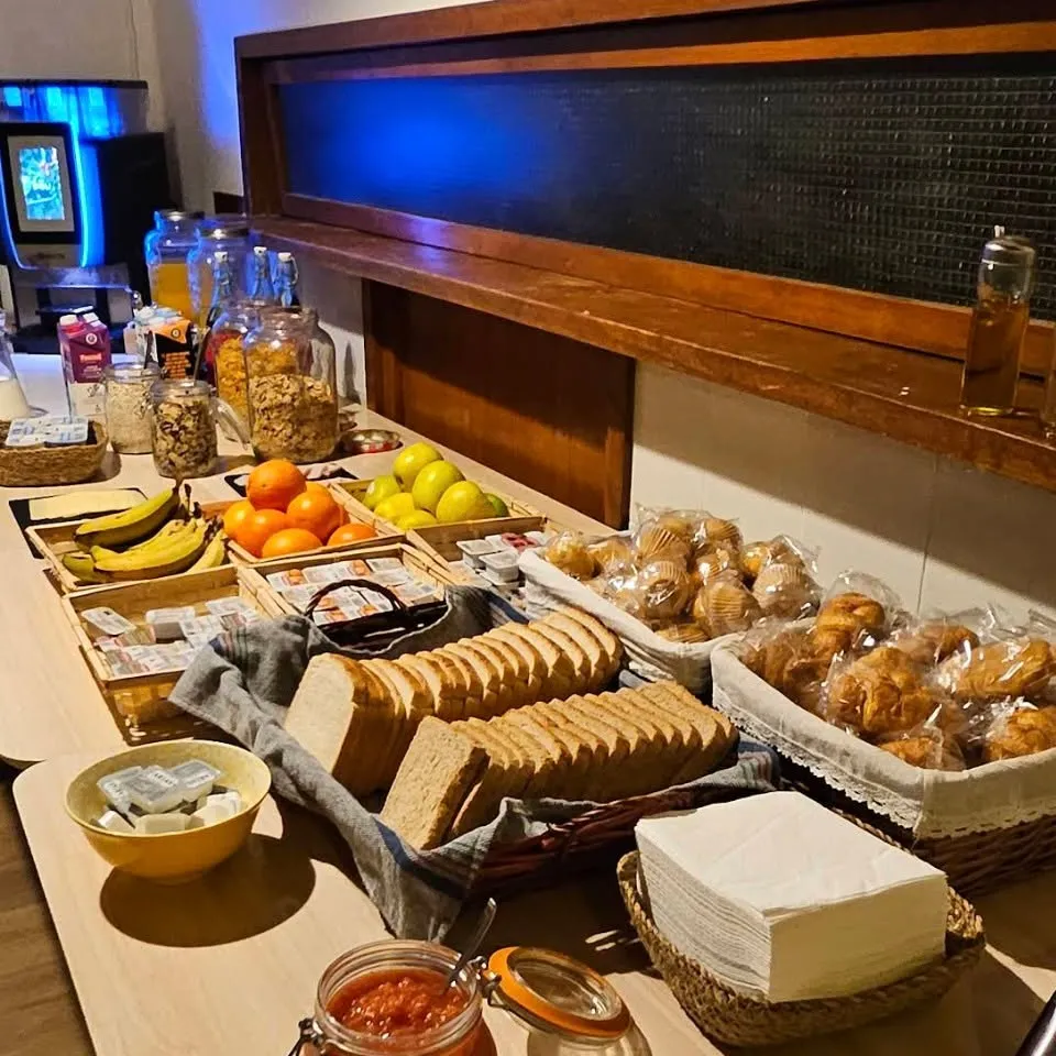 Menus and coffee breaks